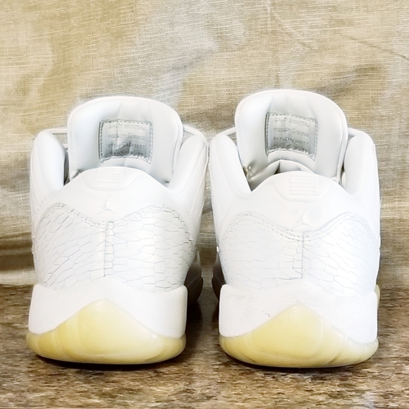 Air Jordan 11 Retro Low Premium GS Heiress 'Frost White' 897331 100 - Picture 5 of 7
